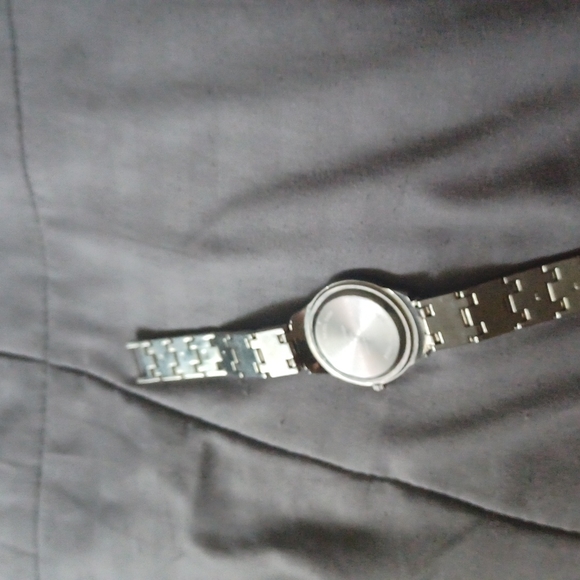 Base metal watch bezel 2006 - Picture 4 of 4